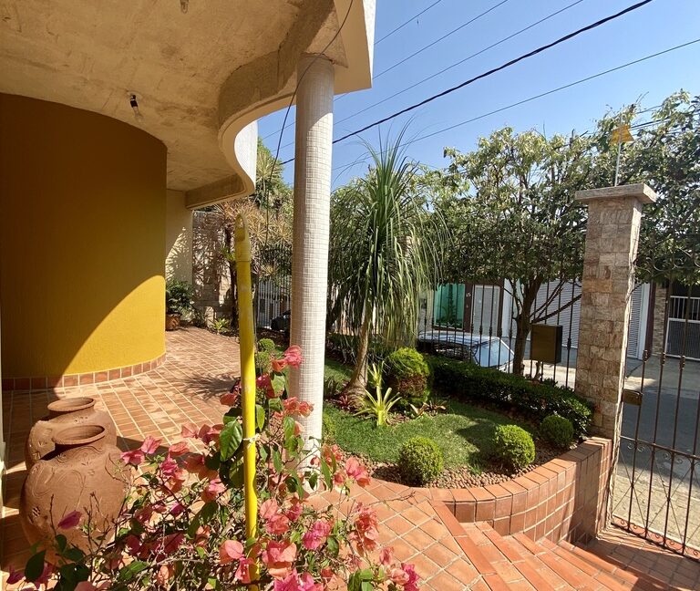 118F1AD3-FD13-41DD-99B5-AE6A7D235D38_1_105_c