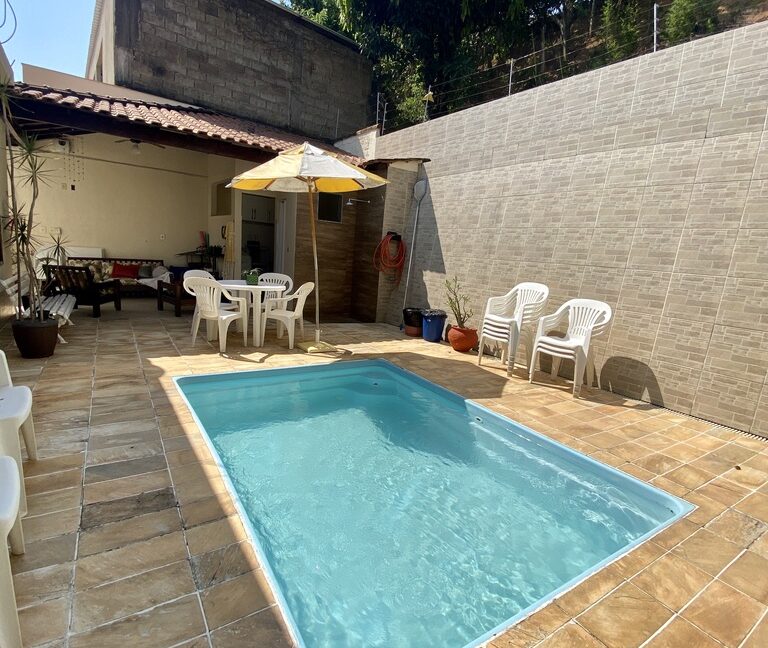 5EE5B19D-06D7-48AE-9850-700C95D221FB_1_105_c