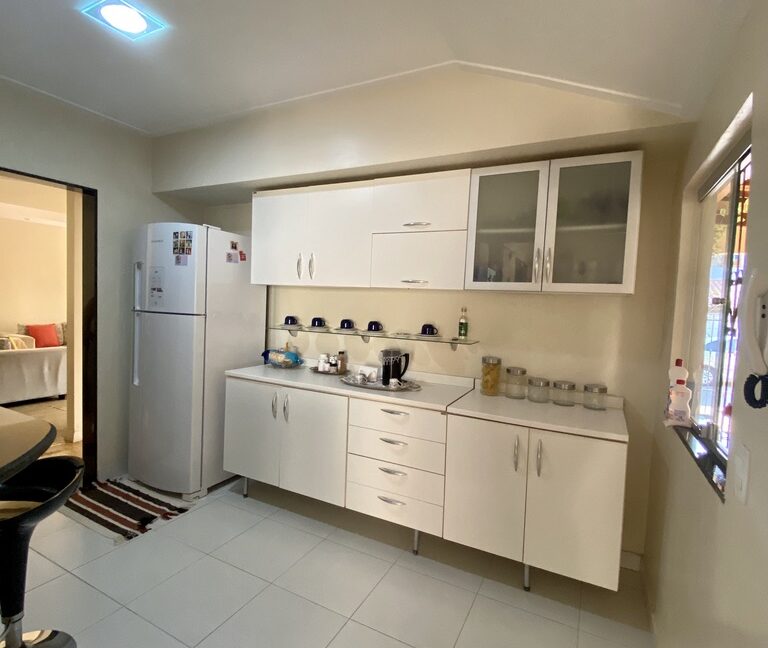 BAB42838-C149-469F-9923-6BB9152C28C7_1_105_c