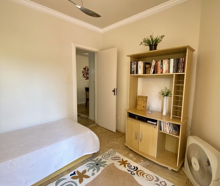 E0ED5FA7-DD73-41E0-8697-C062D15A58D7_1_105_c