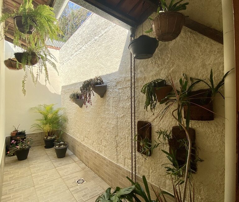 E88D1C0F-469A-470B-A631-5699AEFD1920_1_105_c