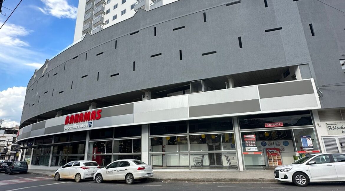 WhatsApp Image 2023-12-04 at 16.29.31 (1)