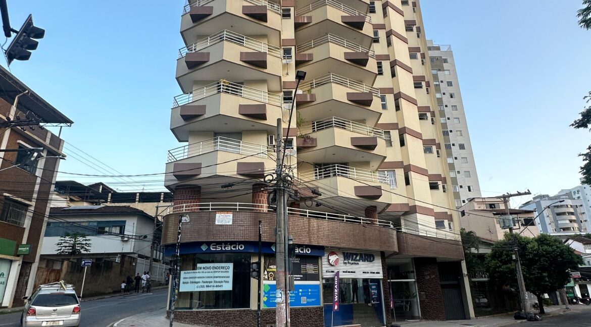 WhatsApp Image 2024-04-30 at 17.41.26 (1)