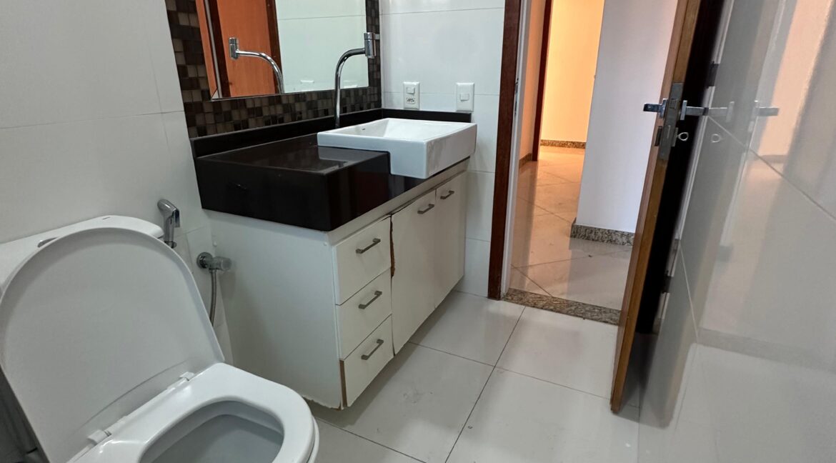 WhatsApp Image 2024-04-30 at 17.41.33