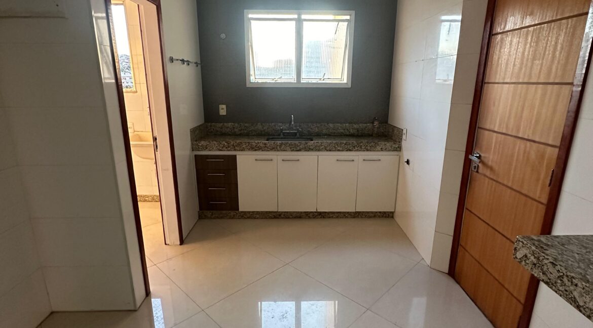 WhatsApp Image 2024-04-30 at 17.41.39 (1)