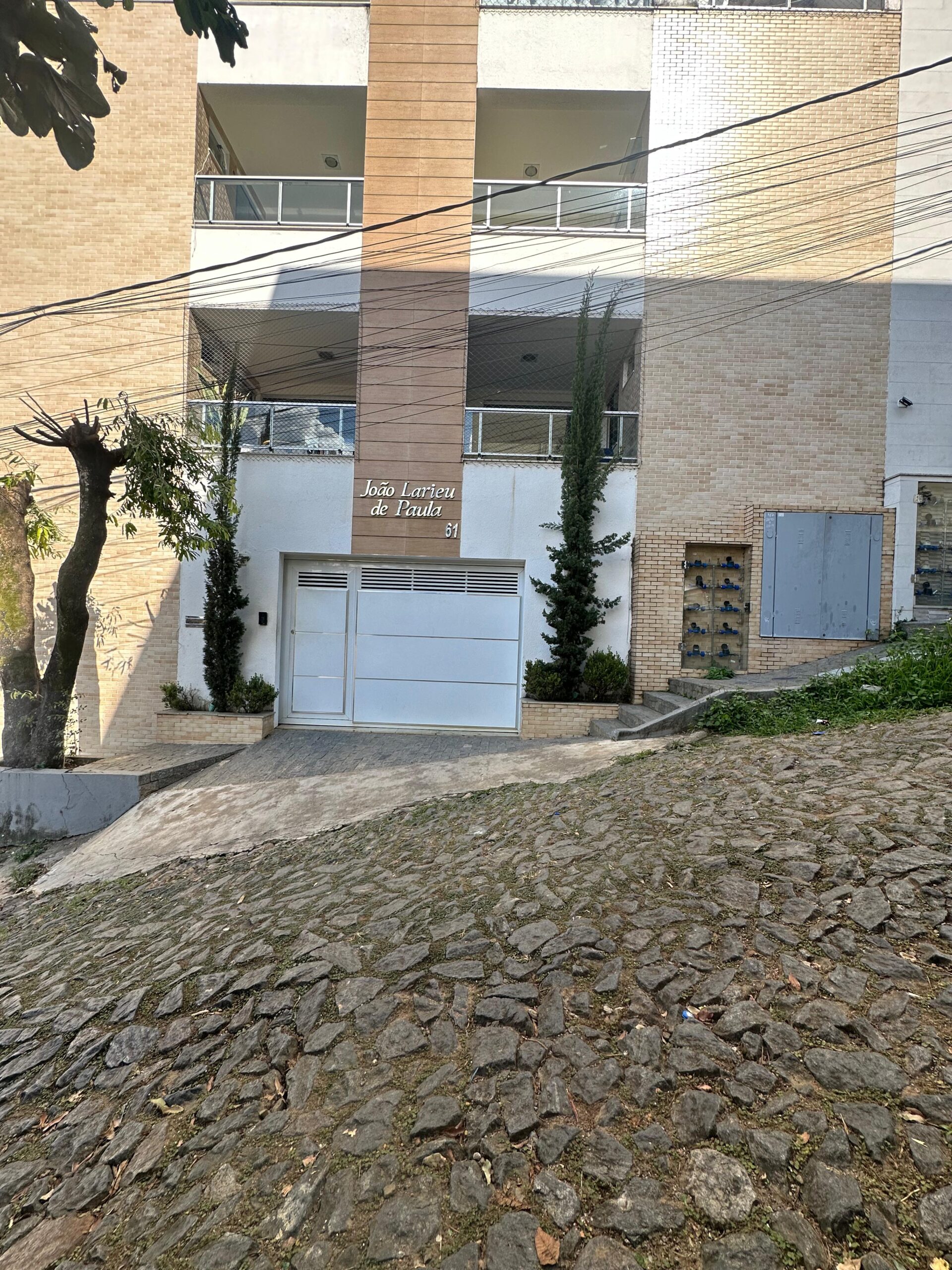 COBERTURA COM 04 QUARTOS NO CENTRO