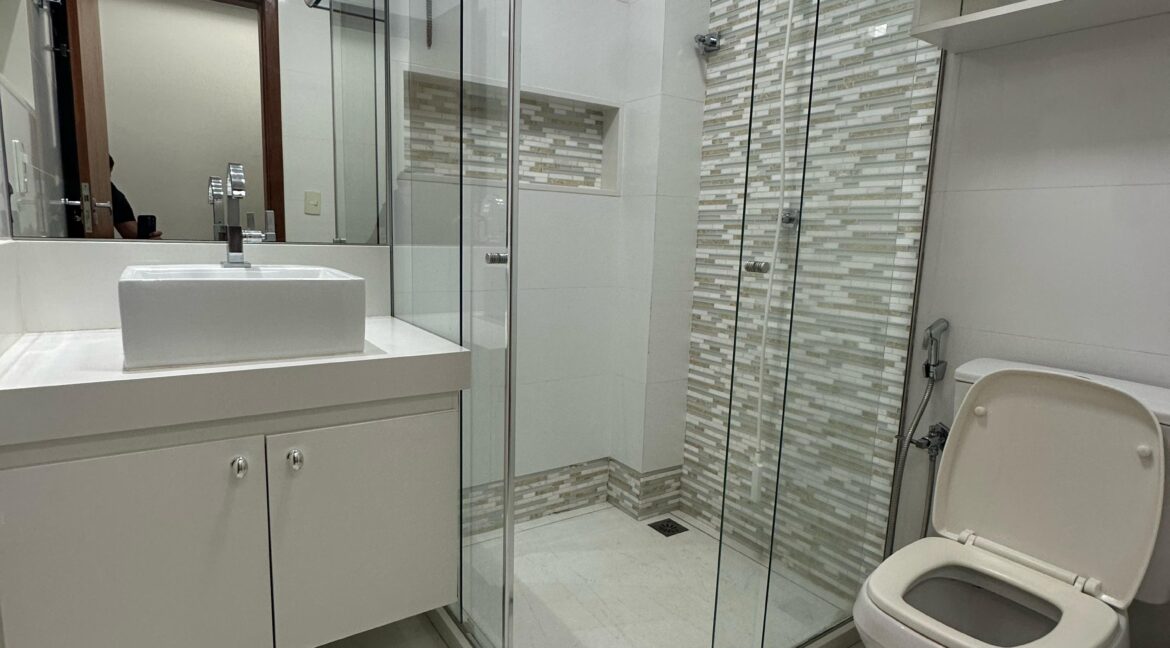 WhatsApp Image 2025-02-19 at 15.14.42 (1)