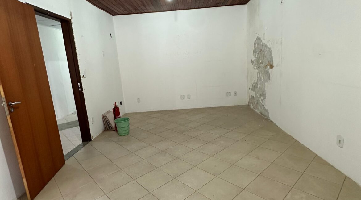 WhatsApp Image 2025-09-15 at 15.56.37