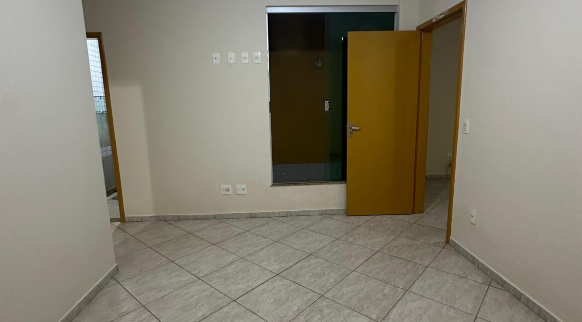 WhatsApp Image 2025-05-06 at 14.48.22 (1)