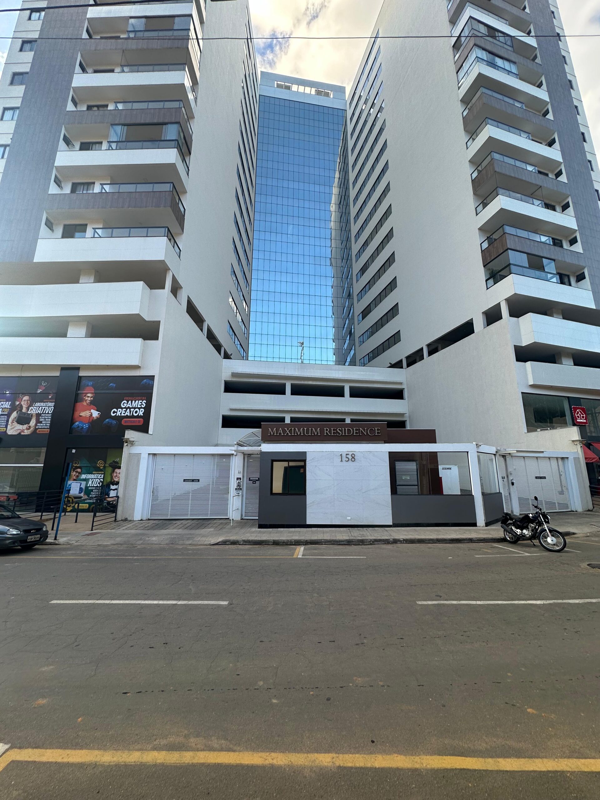 APARTAMENTO COM 02 QUARTOS NO MAXIMUM RESIDENCE NA BARRA