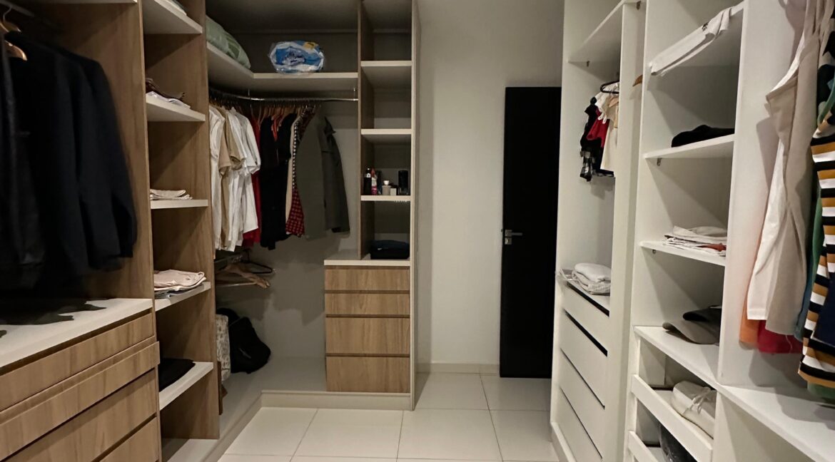 WhatsApp Image 2025-08-22 at 09.16.10