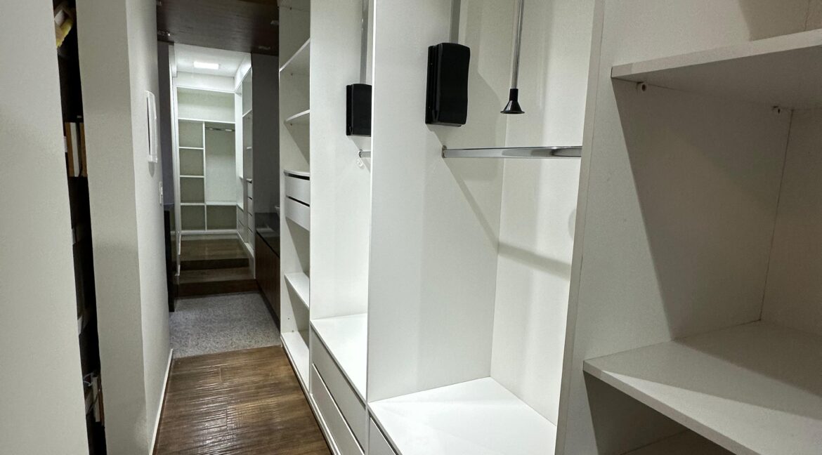 WhatsApp Image 2025-08-25 at 15.34.34 (2)