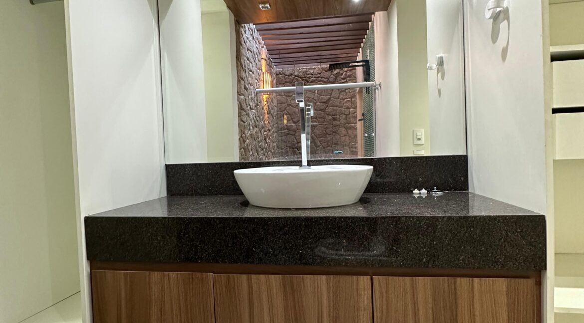 WhatsApp Image 2025-08-25 at 15.34.34 (3)