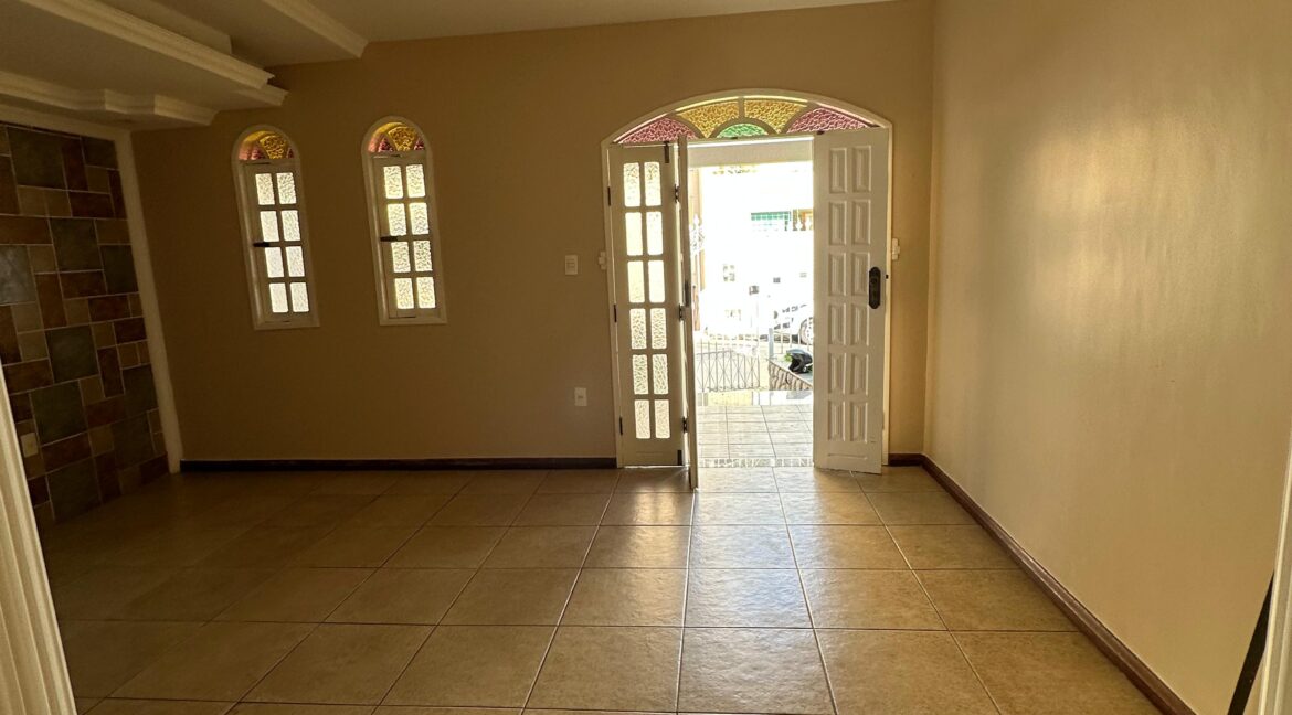 WhatsApp Image 2025-08-25 at 15.34.35 (2)