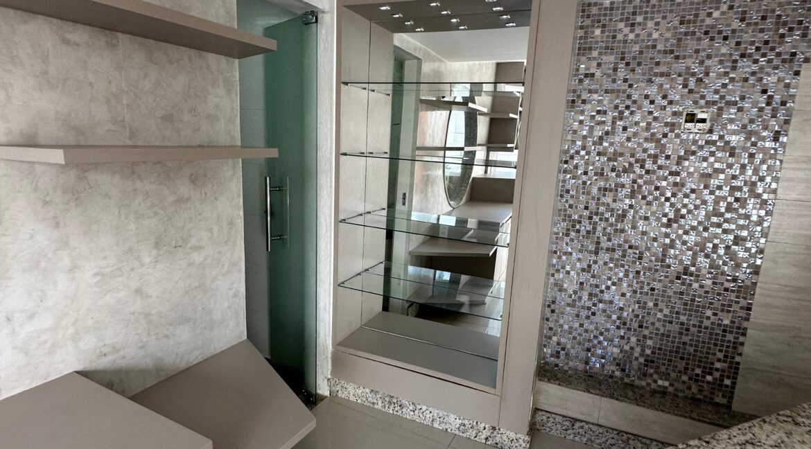 WhatsApp Image 2025-08-25 at 15.35.30 (1)