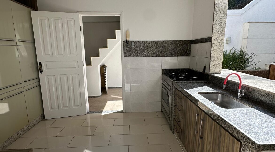 WhatsApp Image 2025-08-25 at 15.35.32 (4)