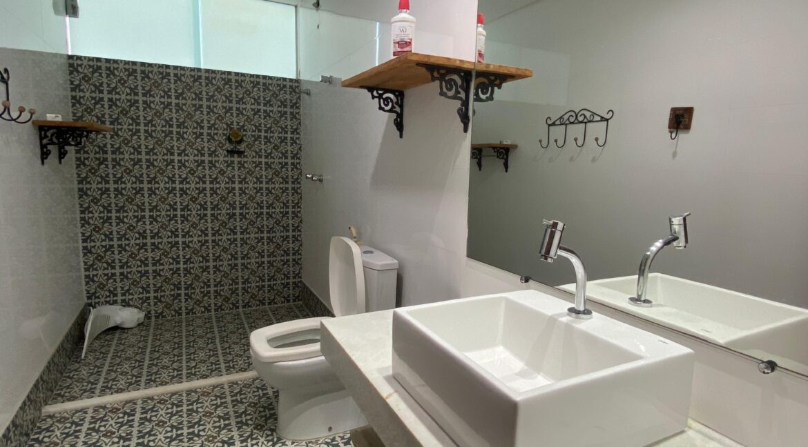 WhatsApp Image 2025-09-02 at 16.57.16