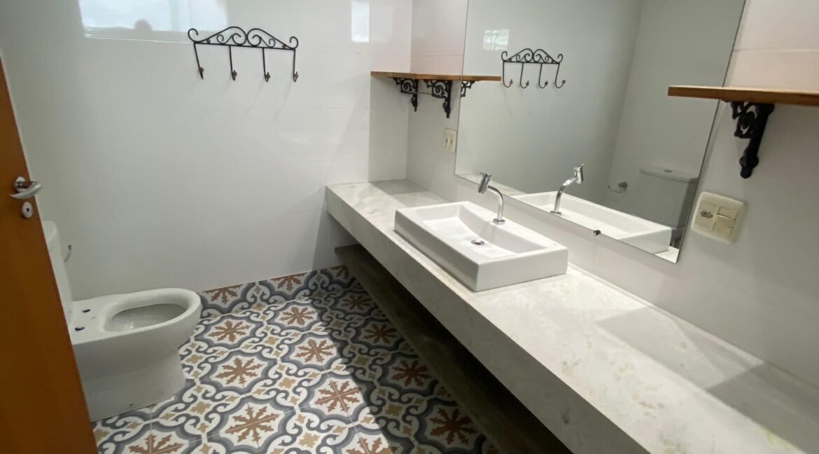 WhatsApp Image 2025-09-02 at 16.57.22 (2)