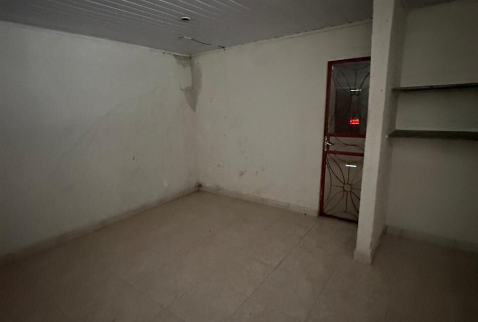 WhatsApp Image 2025-10-10 at 14.14.02