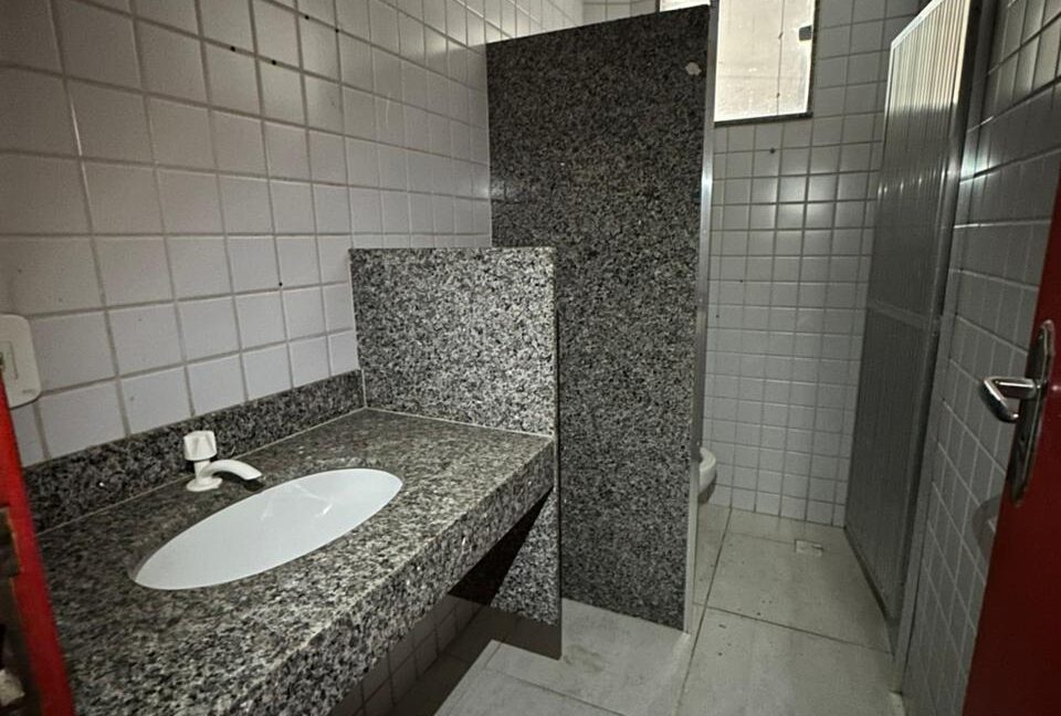 WhatsApp Image 2025-10-10 at 14.14.04