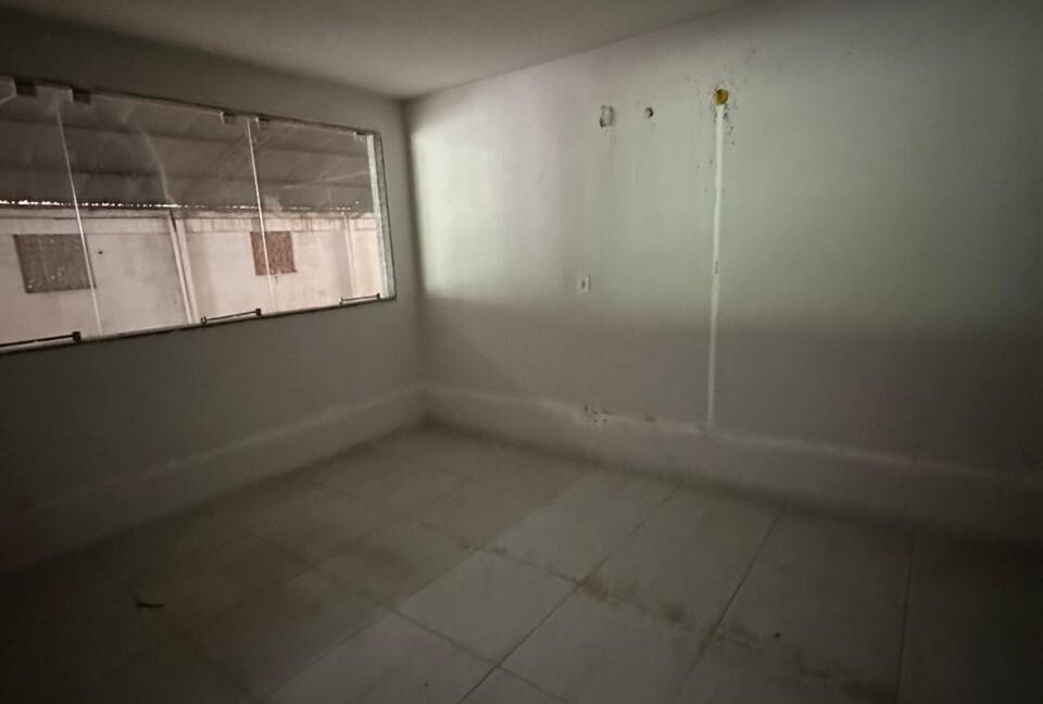 WhatsApp Image 2025-10-10 at 14.14.11