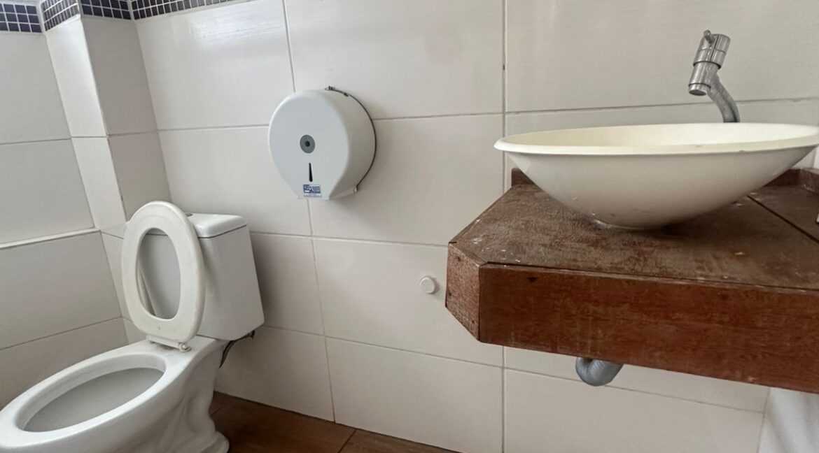 WhatsApp Image 2025-10-15 at 11.09.42