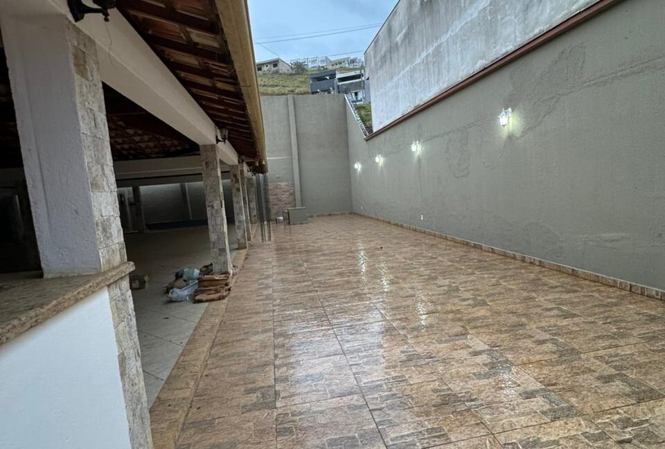 WhatsApp Image 2025-11-03 at 16.43.13 (1)