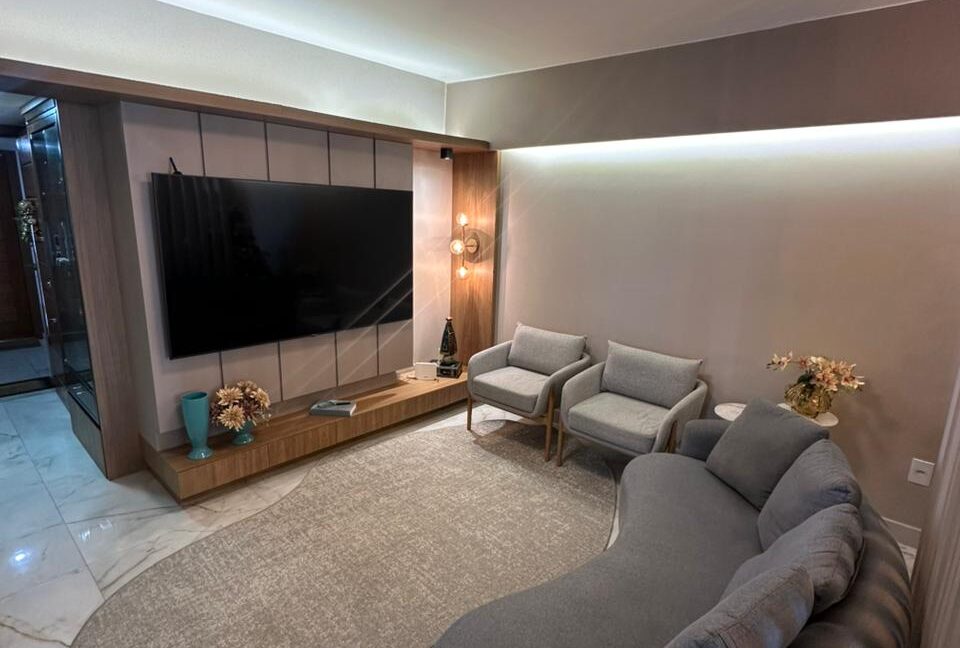 WhatsApp Image 2025-11-14 at 16.16.18 (2)