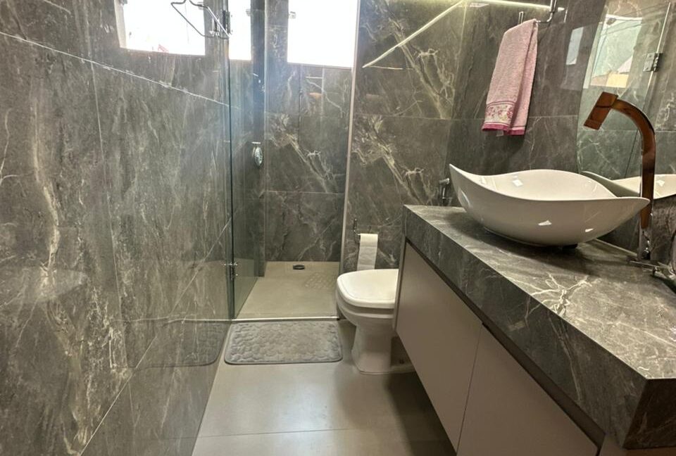 WhatsApp Image 2025-11-14 at 16.16.21 (1)