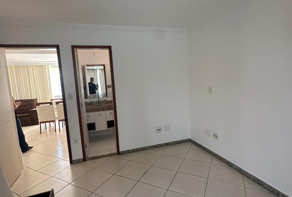 WhatsApp Image 2025-12-01 at 11.36.05