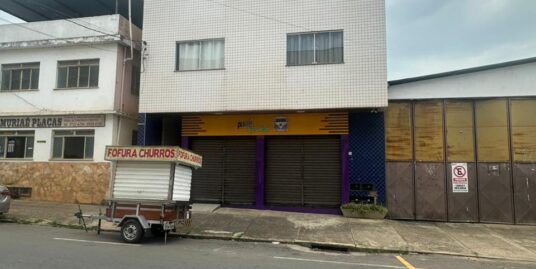 APARTAMENTO COM 02 QUARTOS NO SAFIRA