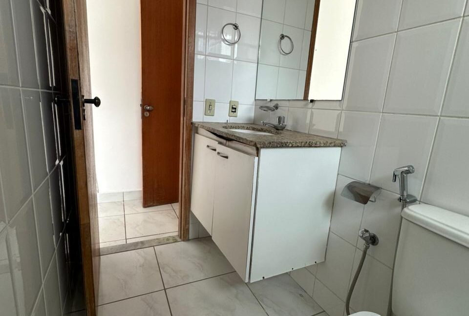 WhatsApp Image 2025-12-01 at 17.38.13