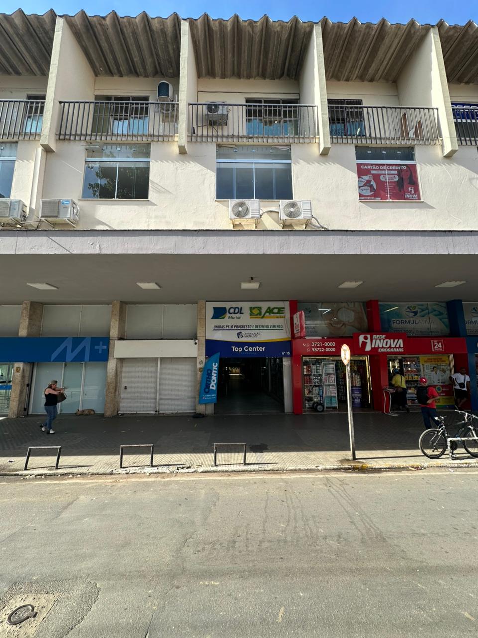 SALA COMERCIAL MOBILIADA NO CENTRO