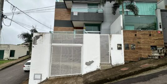 CASA AMPLA COM 03 QUARTOS NO JOÃO XXIII